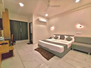 HOTEL PARKLANDA - Image 2