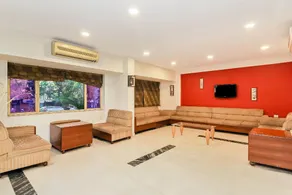 Collection O Hotel Dolphin Residency Inn - Image 5