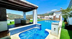 Elegant Villa with Jacuzzi in Canillas de Albaida - Image 5