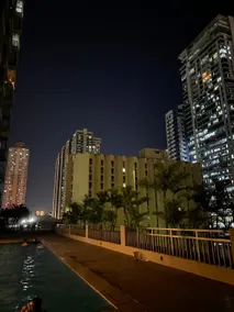 Sleek Stay Manila - Image 3