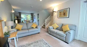 St Margaret's Cottage, Edinburgh - Image 2