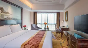 Vienna International Hotel Huizhou Huidong Honghaiwan - Image 4