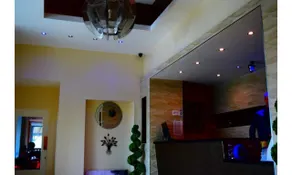 New Oceans Hotel - Image 5