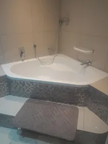 Ike and Carry South Beach BNB - Image 3