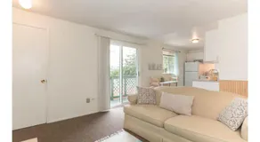 Cozy, Charming & Central in Kent - Image 2