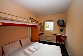 Metro Inns Falkirk - Image 2