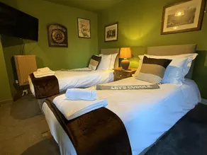 The Black Horse Inn - Image 2