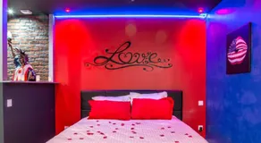 American spa motel - Image 2