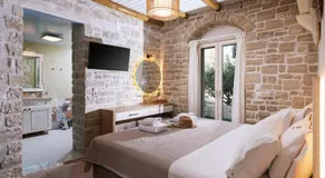 Koronio Villas - Image 2
