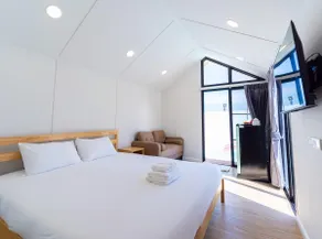 Chapter Pool Villa - Image 2