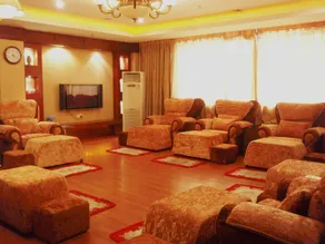 Libo Business Hotel - Image 5