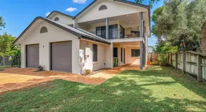 Unit 2 of 6 Indigo Avenue Rainbow Beach - Image 5