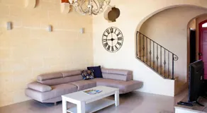 Kenn Gozitan villa and pool - Happy Rentals - Image 3