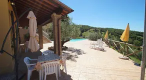Agriturismo La Valle dei Fiori di Bellucci Rosanna - Image 3