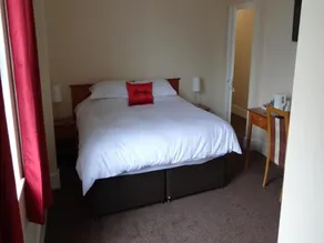 The Bull Hotel - Image 2