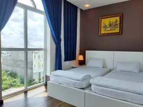 CONVOI HOTEL - Image 1