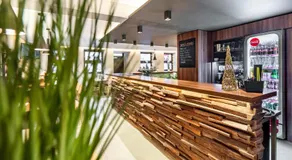 LAGUNA Hotel & Restaurant - Image 3