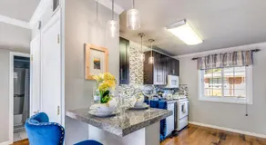 The Homestead Luxury Cozy 2BR Apartment in Nacogdoches Near SFA University and Downtown Pet Friendly Business Ready Extended Stays Welcome with Self Check In High Speed WiFi Full Kitchen In Unit Laundry Private Parking and Quiet Comfort - Image 4
