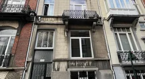 European District Hostel - Image 5