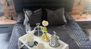 Sisters spa room - Image 2