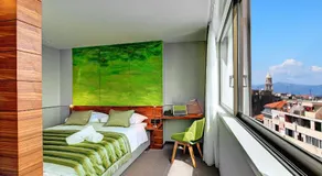 Horizon Luxury Suites & Design Rooms - Image 3