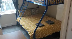 Strides Hotel - Image 2