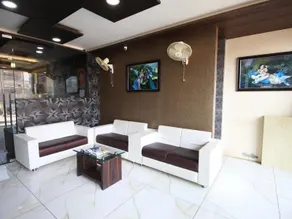 Hotel Narayan Inn - Image 3