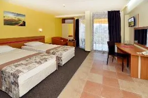 Mimosa Sunshine Hotel COOEE - Image 2