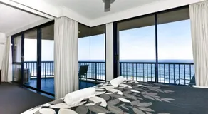 Surf Regency - Image 2