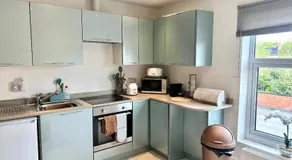 Alsager Town Centre Apartment - Image 4