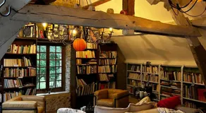Perche QUEEN's Bedroom in MaisonNomadeChic - Image 4