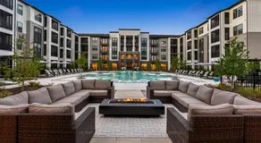 Landing Chic 1BD in Westport - Image 4
