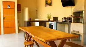 Casa Recanto de Brotas suítes para família e grupos de amigos - Image 4