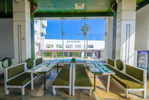 Hotel Holiday Resort - Image 4