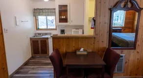 The Tamarack Lodge - Image 5