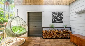VIVID - Lake Macquarie Cosy House, heated pool, ev station, fireplace 1 hour from Sydney - Image 4