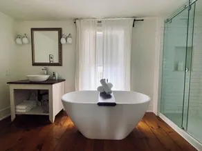 Woodbourne Inn - Image 3