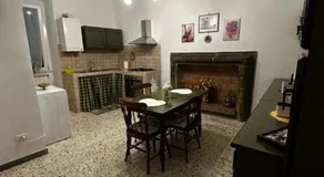 LA CASA SOTTO IL CASTELLO - Image 4