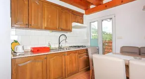 2 Bedroom Awesome Home In Brela - Image 2