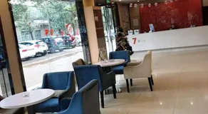 7Days Premium Zhuzhou Yangtze River Road Central Hospital - Image 3