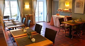 Landhotel Schloss Buttenheim - Image 2