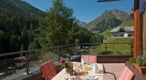 Hotel Romantica - Image 4