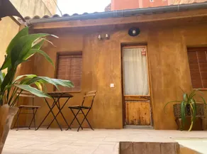Little home in the patio with pool - Image 5