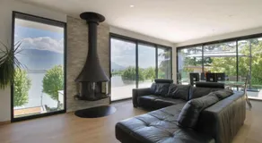Villa Piscine chauffée vue et accès lac climatisation - Image 3
