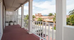 Sunset Beach Living Guesthouse - Image 4