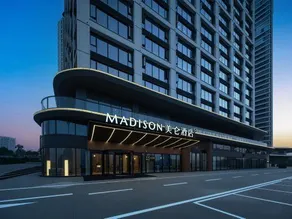 Madison Hotel, Changjiang Park, Hejiangmen, Yibin - Image 2
