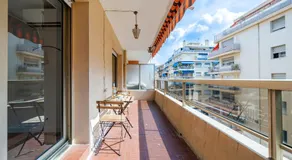 Near old town and apartment fully renovated - Image 4