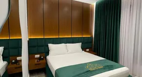 Reign Hotel - Image 3