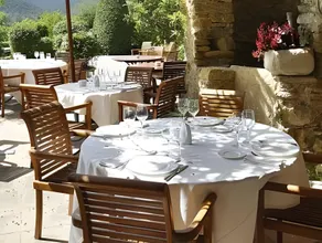 Hotel la Plaça Madremanya - Image 3