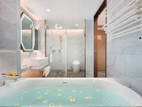 Horizon Resort & Spa Yalong Bay-Yalong Bay Central - Image 3
